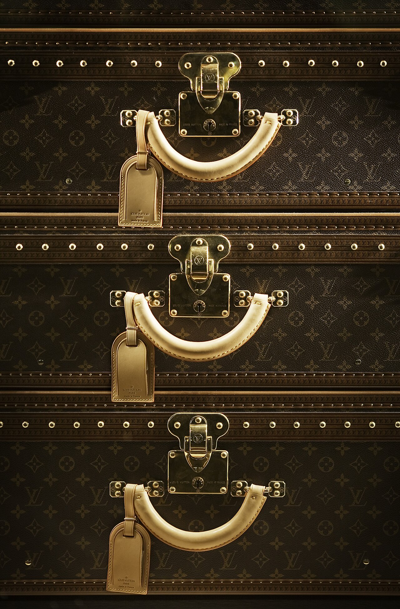 Louis Vuitton Monogram Luggage Set. Licensed photograph, not an official campaign image.